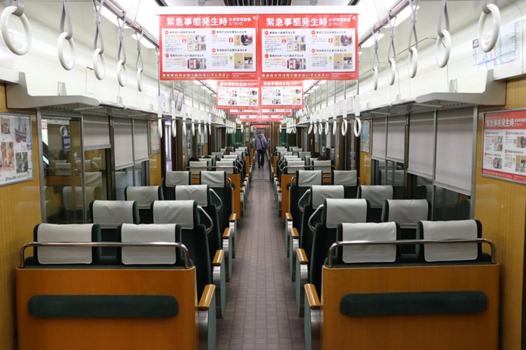 中吊り広告の写真2